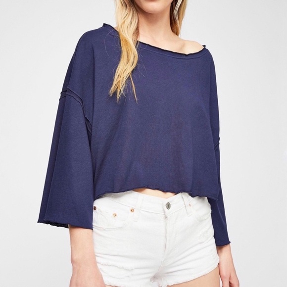 Free People Blue Birdcage Cropped Tee Lettuce Trim Boxy Boho Dark Blue Sz Small - Picture 2 of 9